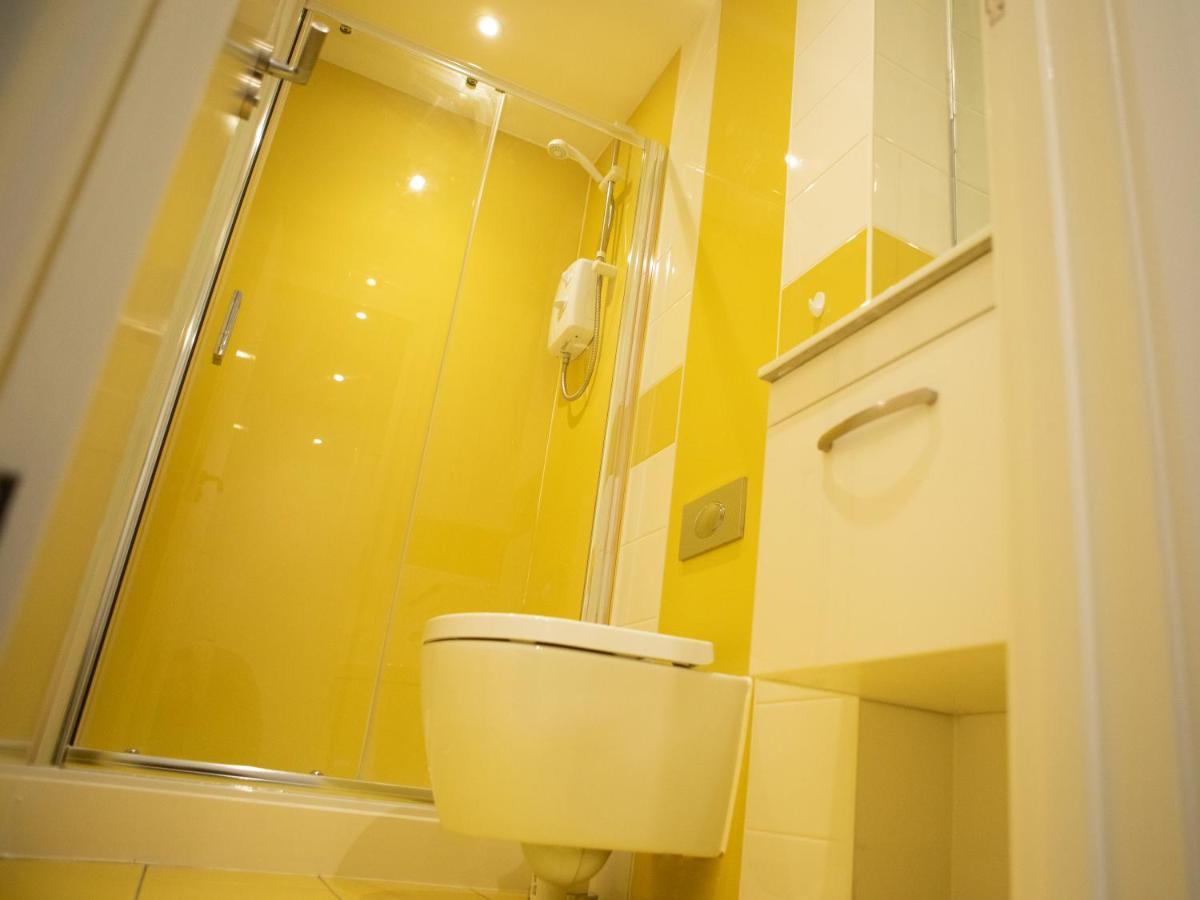 Royal Riverside Apartments Sheffield Centre - Opulent Living エクステリア 写真